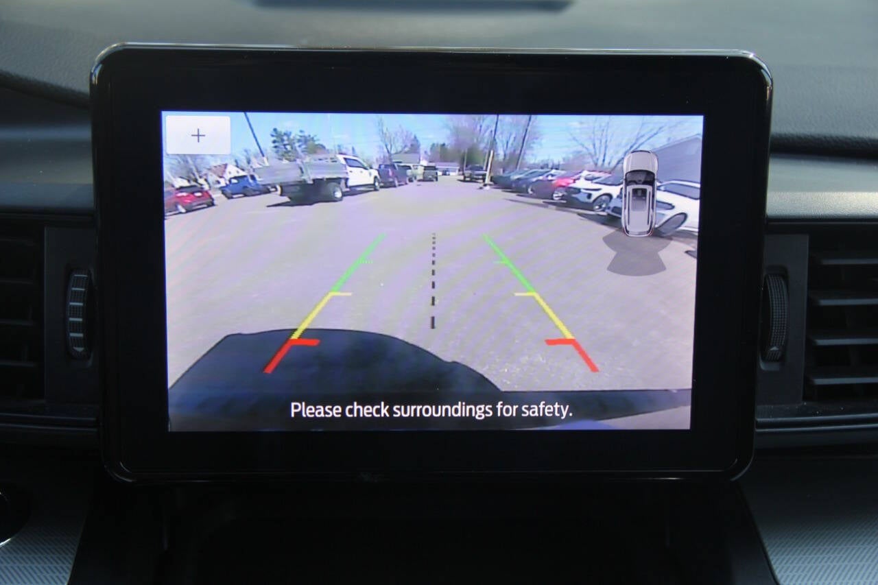 2020 Ford Explorer XLT AWD 4dr SUV