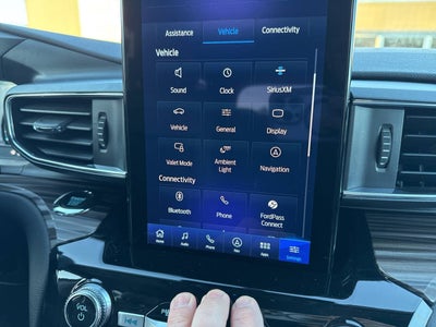 2023 Ford Explorer Limited AWD 4dr SUV