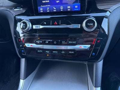 2023 Ford Explorer Limited AWD 4dr SUV