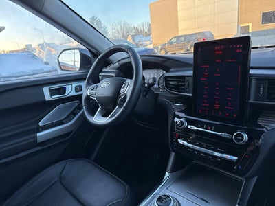 2023 Ford Explorer Limited AWD 4dr SUV
