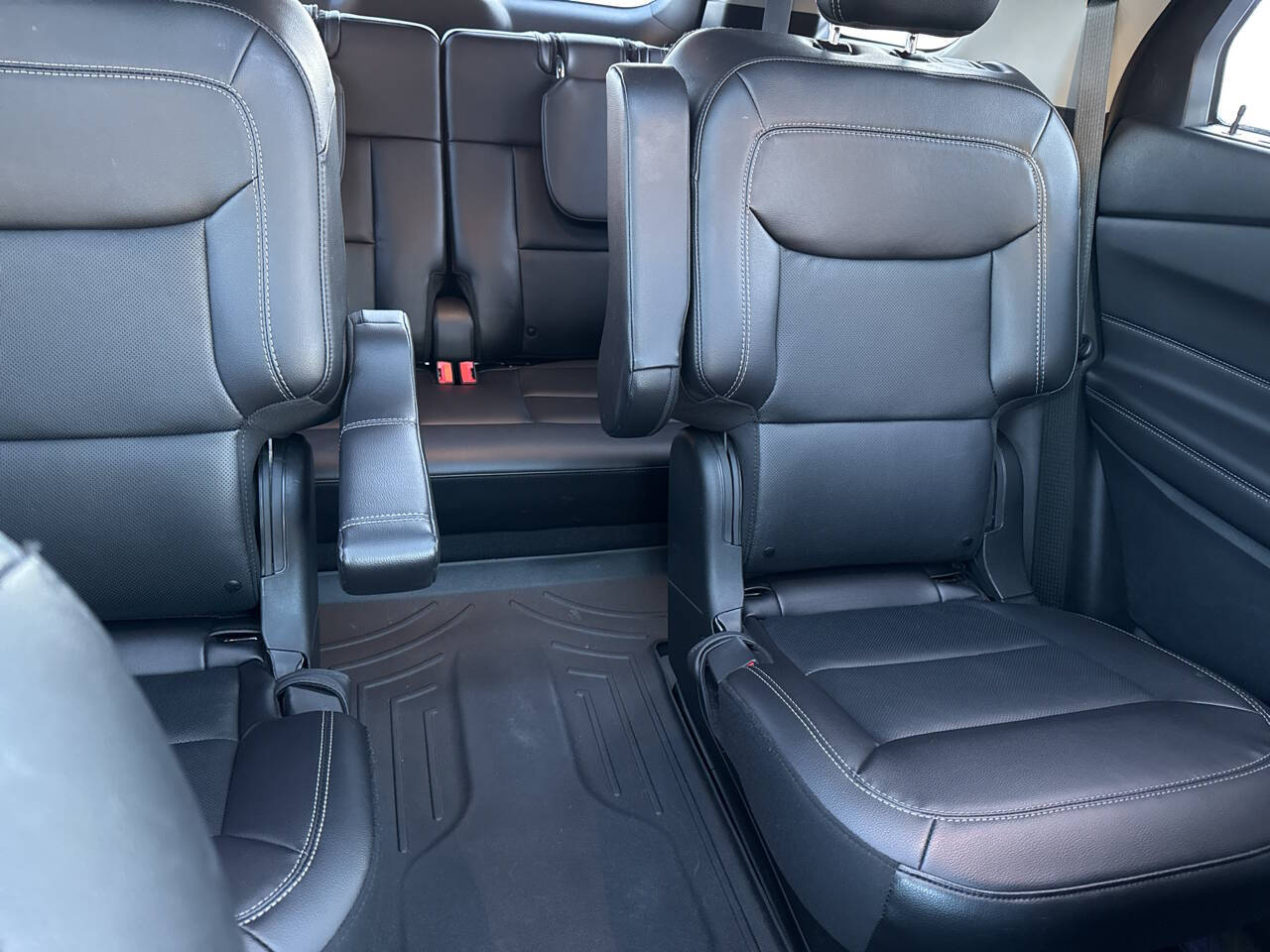 2023 Ford Explorer Limited AWD 4dr SUV