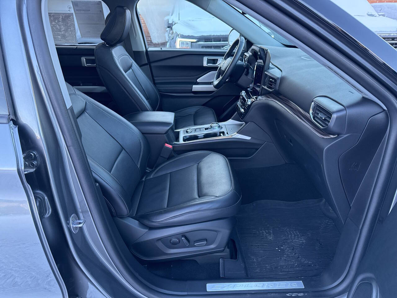 2023 Ford Explorer Limited AWD 4dr SUV