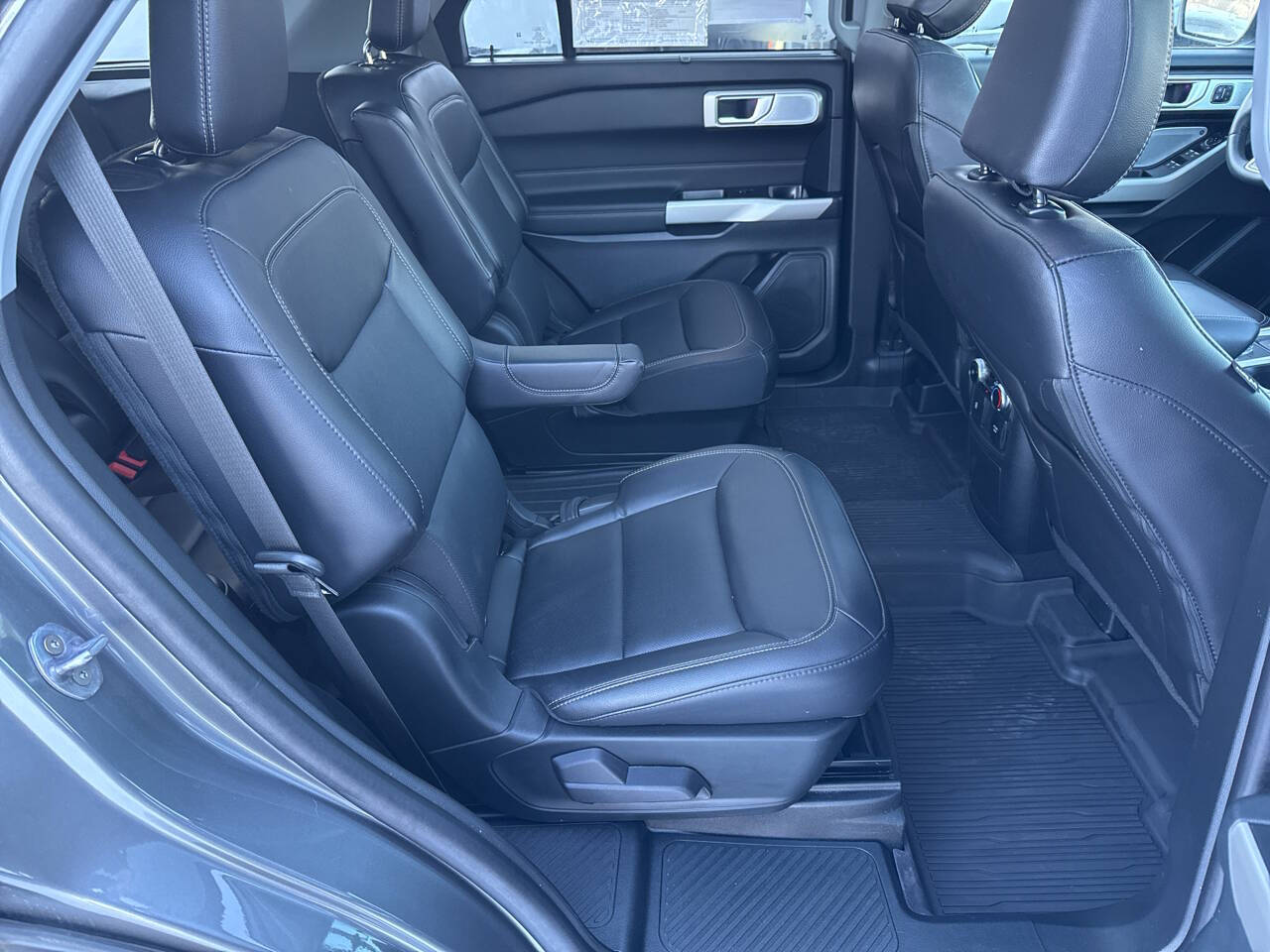 2023 Ford Explorer Limited AWD 4dr SUV