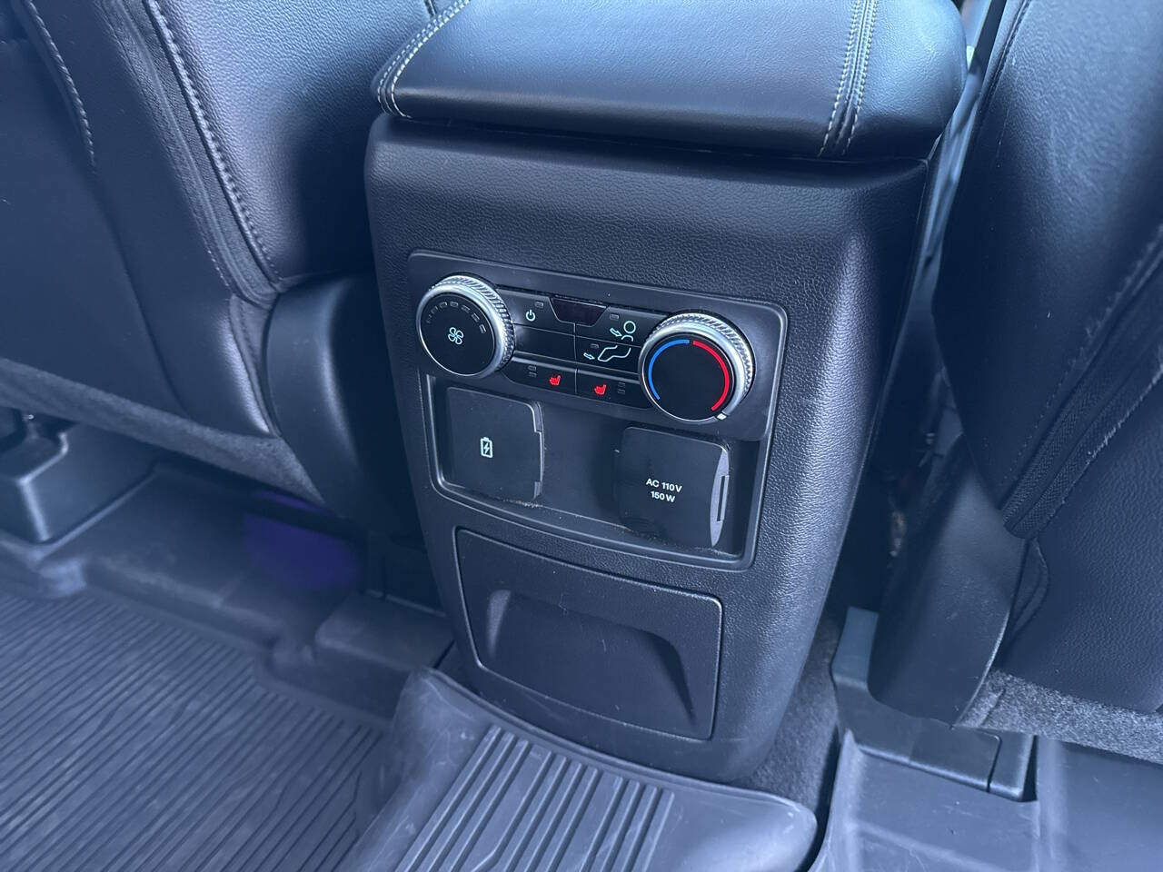 2023 Ford Explorer Limited AWD 4dr SUV