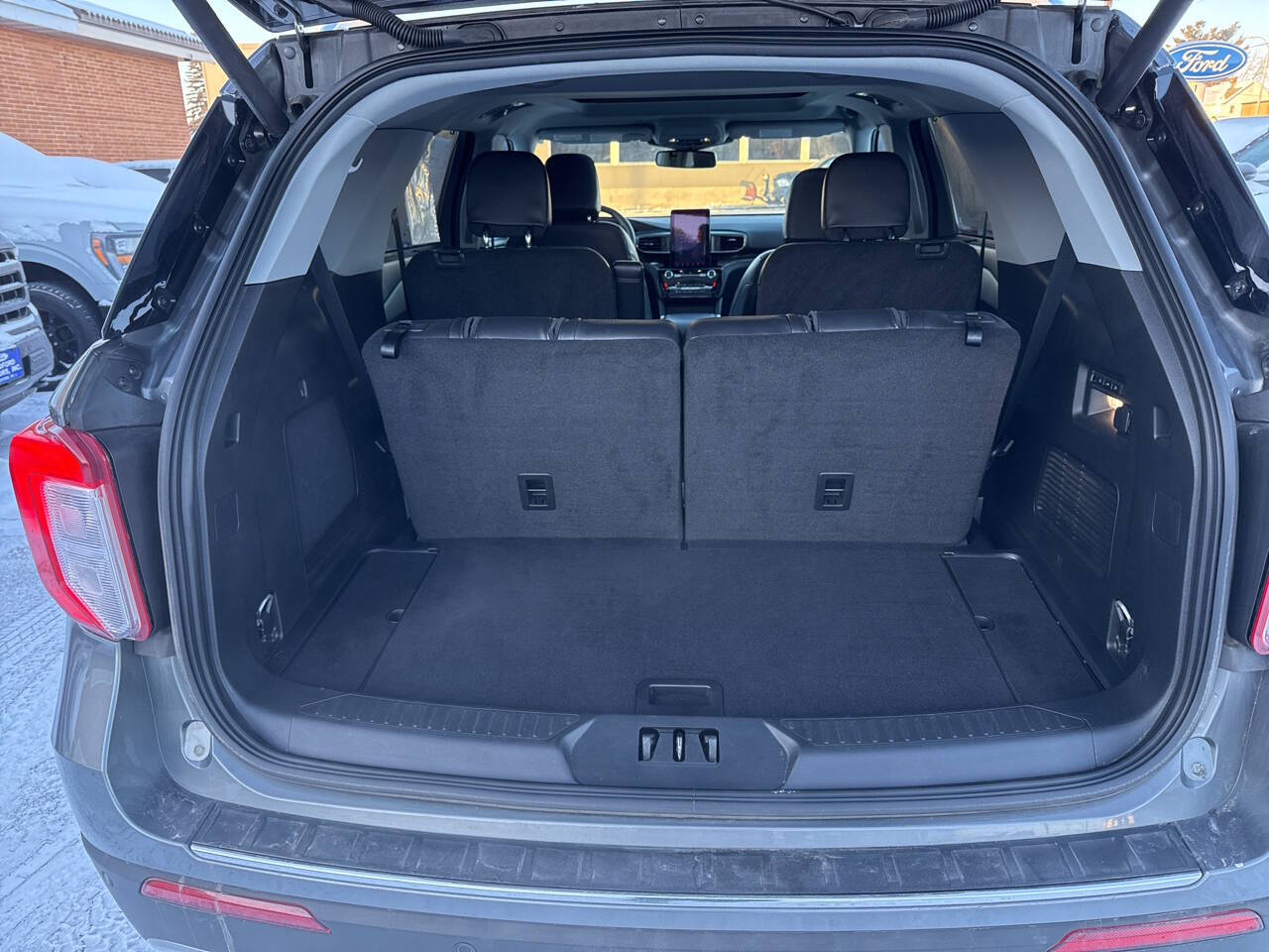 2023 Ford Explorer Limited AWD 4dr SUV