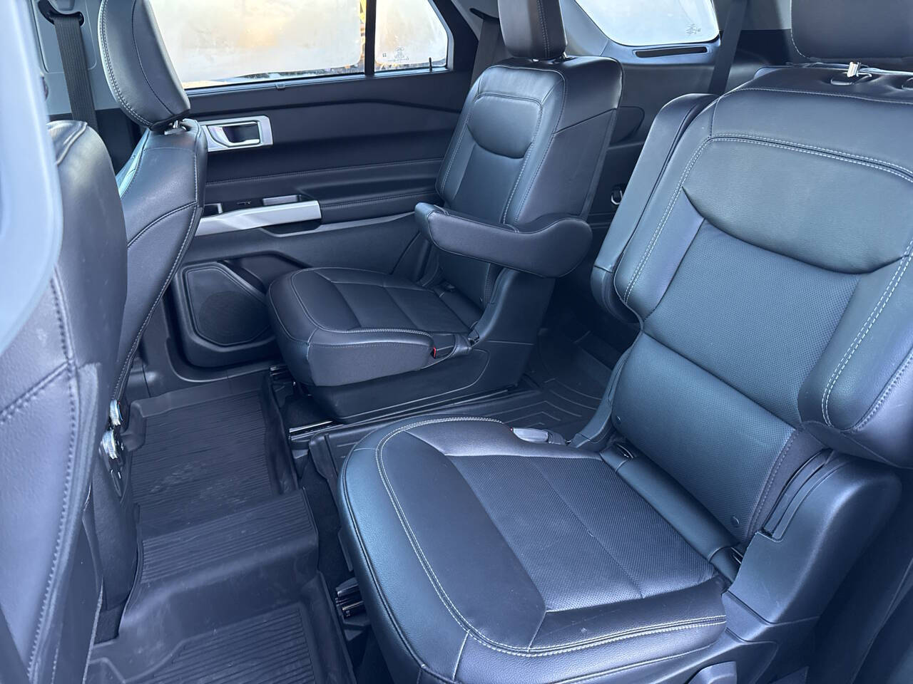 2023 Ford Explorer Limited AWD 4dr SUV