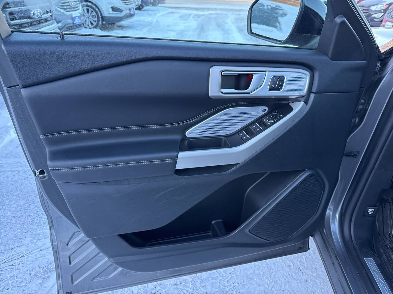 2023 Ford Explorer Limited AWD 4dr SUV