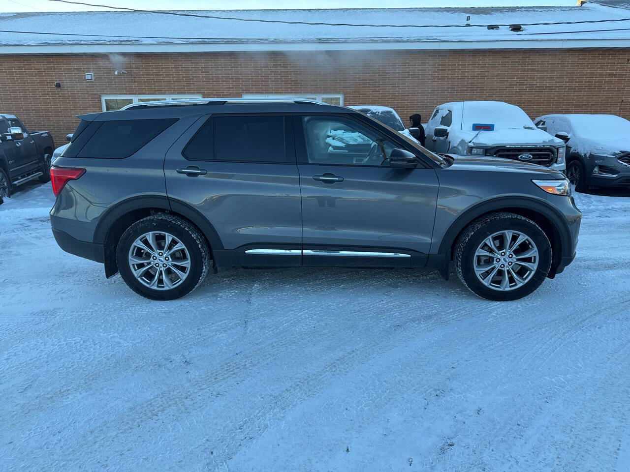 2023 Ford Explorer Limited AWD 4dr SUV