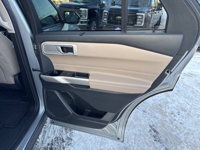 2023 Ford Explorer Limited AWD 4dr SUV