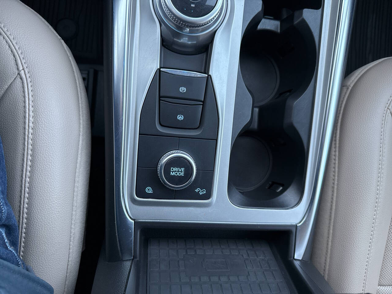 2023 Ford Explorer Limited AWD 4dr SUV