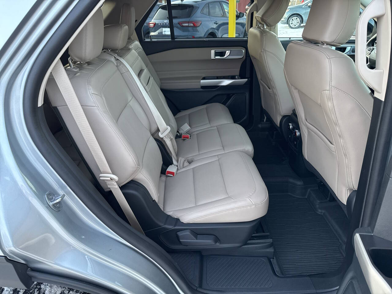 2023 Ford Explorer Limited AWD 4dr SUV