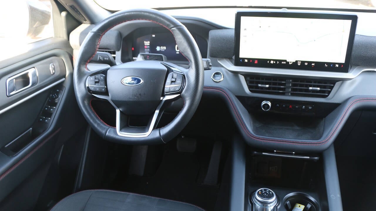2025 Ford Explorer ST Line AWD 4dr SUV
