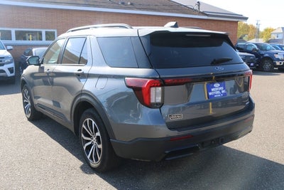 2025 Ford Explorer ST Line AWD 4dr SUV