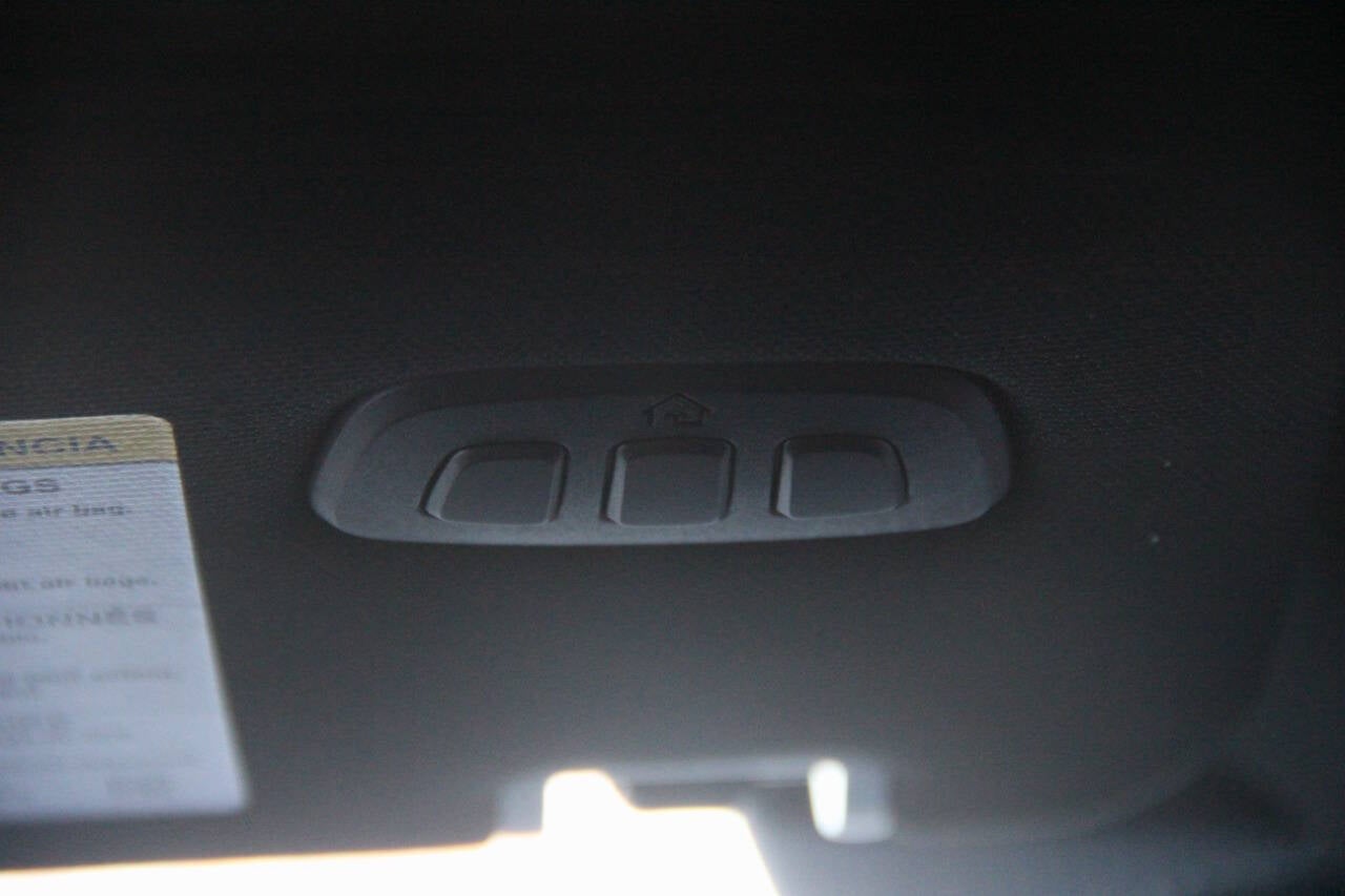 2025 Ford Explorer ST Line AWD 4dr SUV