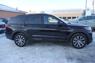 2025 Ford Explorer ST Line AWD 4dr SUV