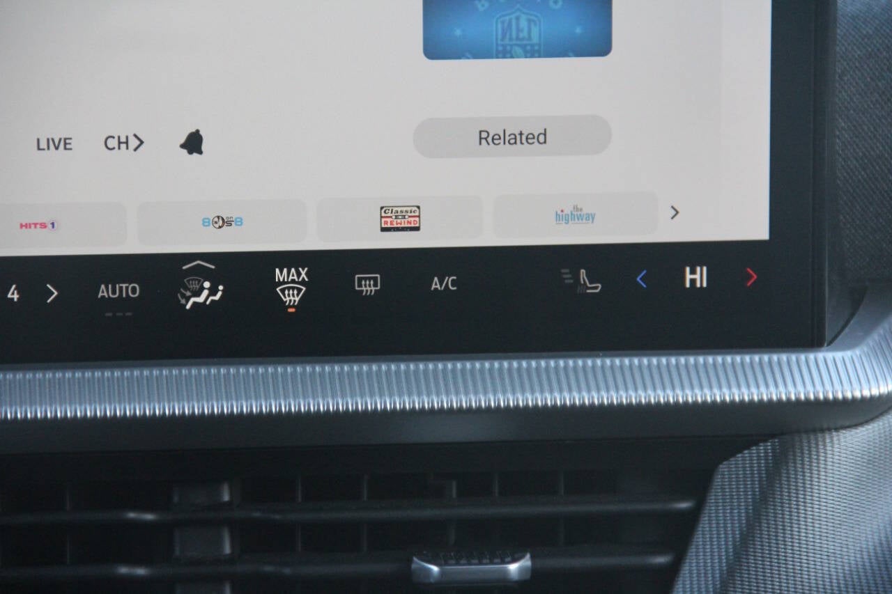 2025 Ford Explorer ST Line AWD 4dr SUV