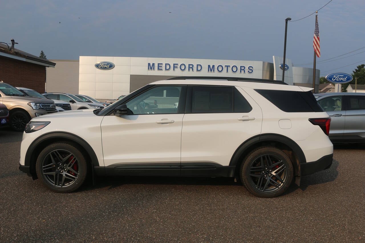 2025 Ford Explorer ST AWD 4dr SUV