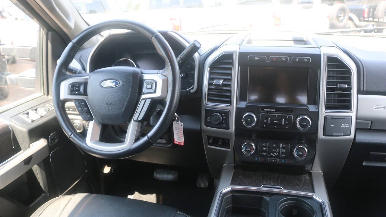 2020 Ford F-250 Super Duty Lariat 4x4 4dr Crew Cab 6.8 ft. SB Pickup