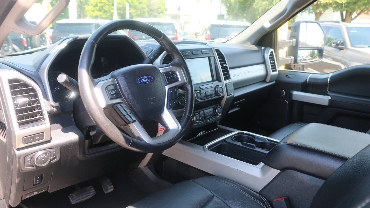 2020 Ford F-250 Super Duty Lariat 4x4 4dr Crew Cab 6.8 ft. SB Pickup