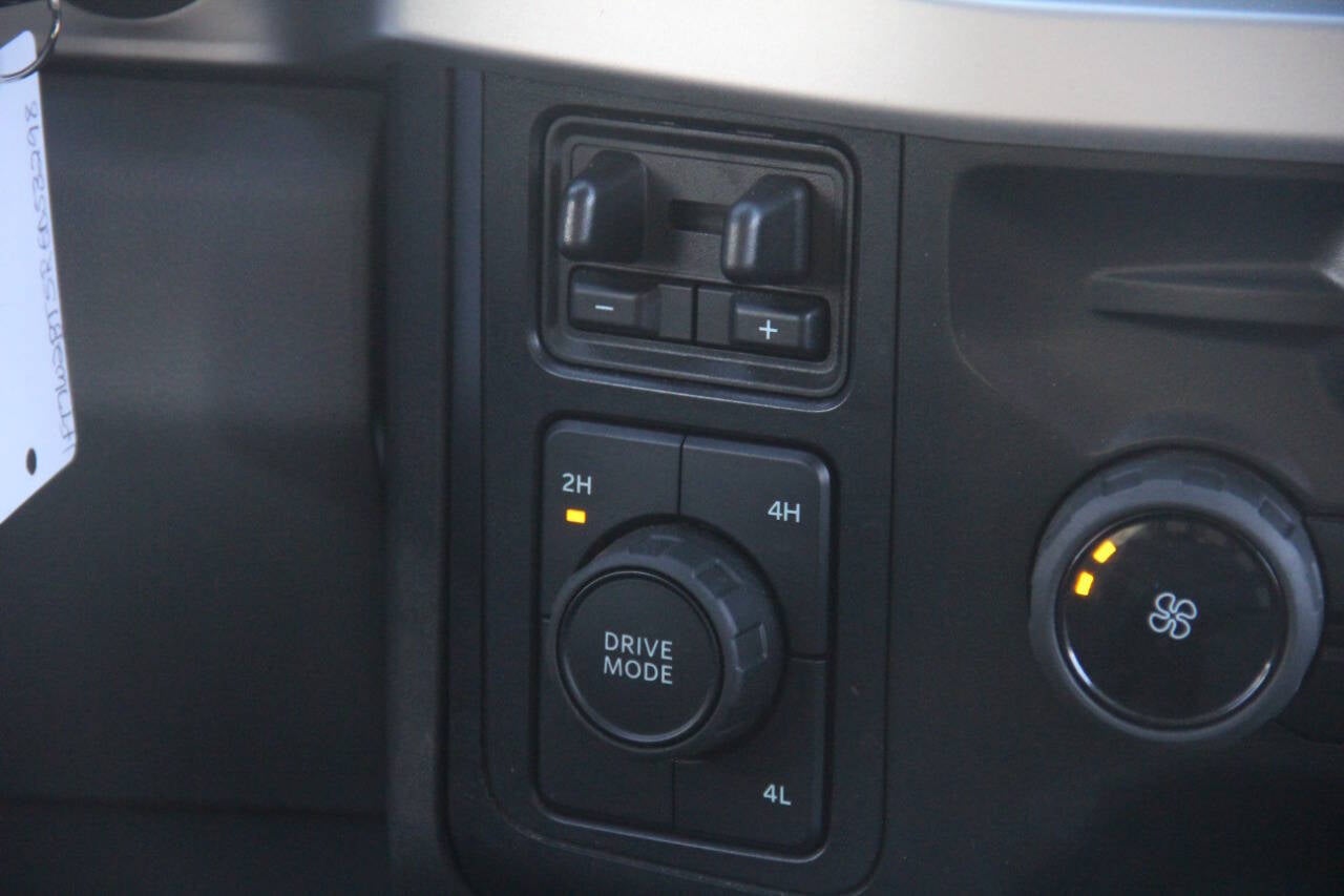 2024 Ford F-250 Super Duty XLT 4x4 4dr Crew Cab 6.8 ft. SB Pickup