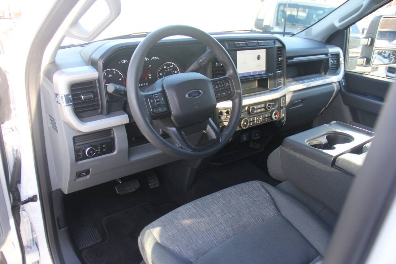 2024 Ford F-250 Super Duty XLT 4x4 4dr Crew Cab 6.8 ft. SB Pickup