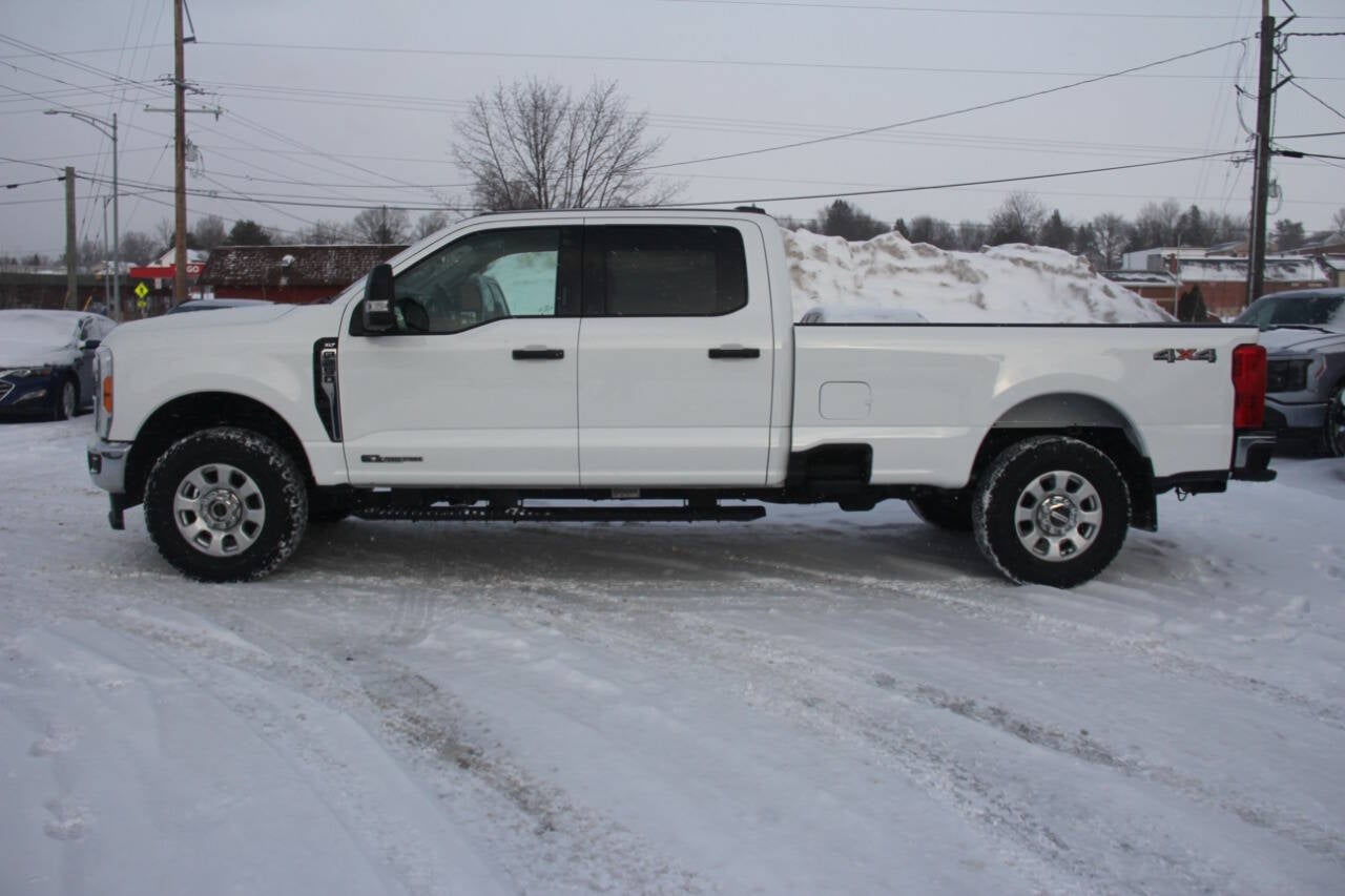 2023 Ford F-250 Super Duty XLT 4x4 4dr Crew Cab 8 ft. LB Pickup