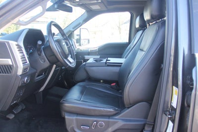 2017 Ford F-250 Super Duty Lariat 4x4 4dr Crew Cab 6.8 ft. SB Pickup