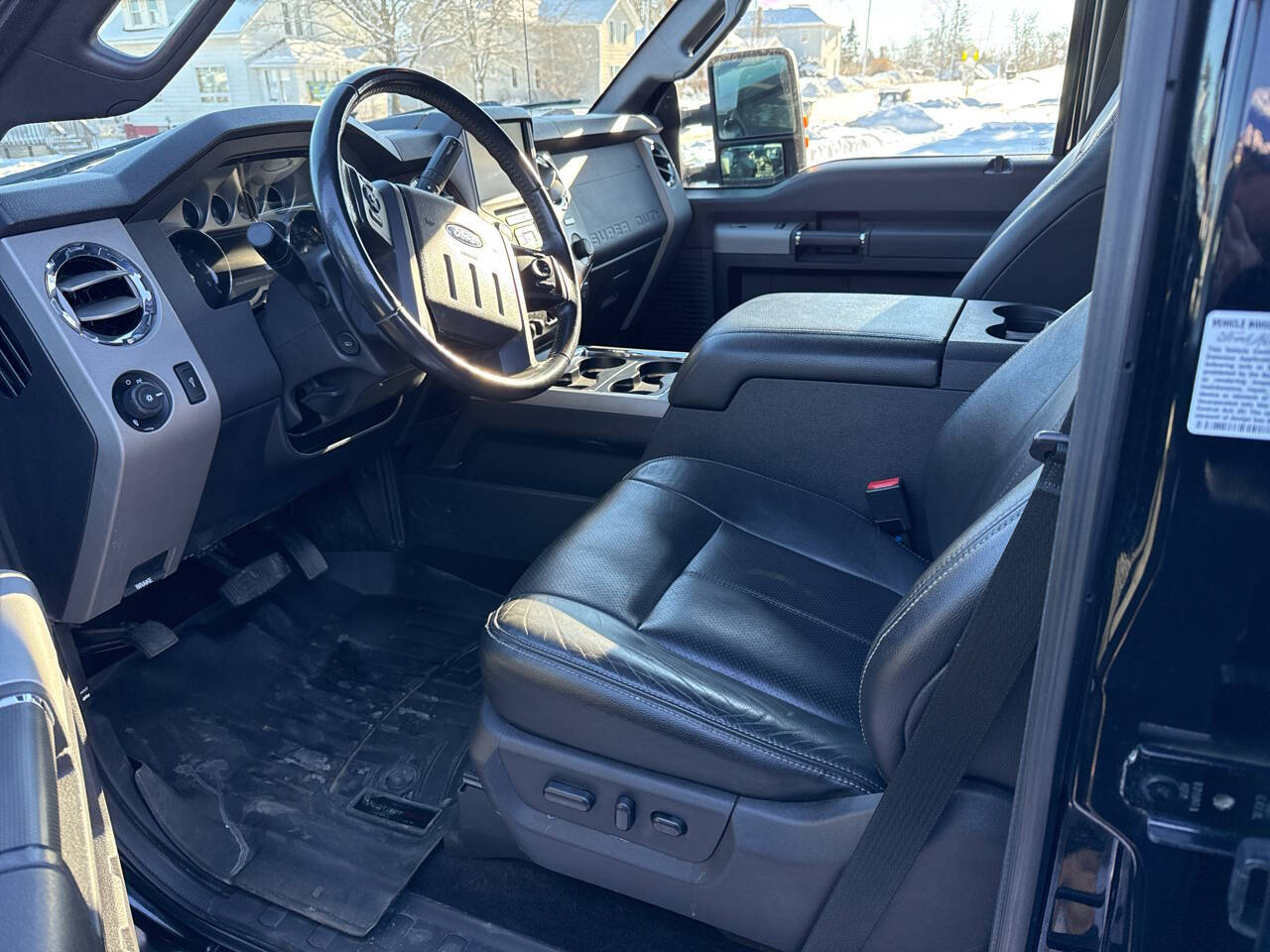 2016 Ford F-350 Super Duty Lariat 4x4 4dr Crew Cab 6.8 ft. SB SRW Pickup