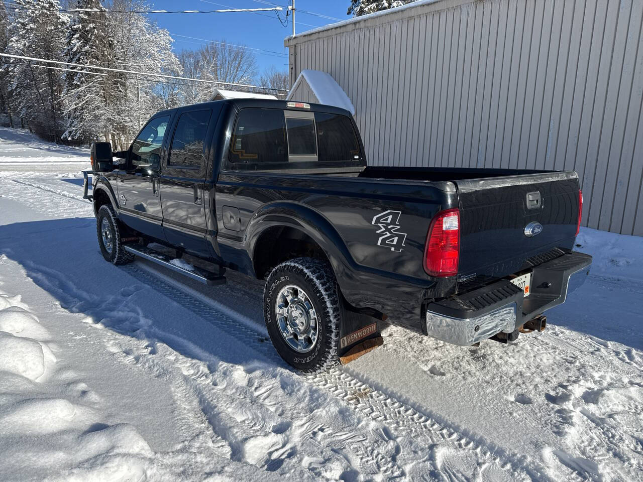 2016 Ford F-350 Super Duty Lariat 4x4 4dr Crew Cab 6.8 ft. SB SRW Pickup