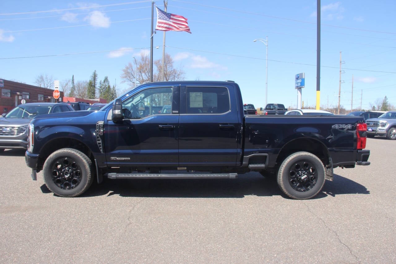 2025 Ford F-350 Super Duty Lariat 4x4 4dr Crew Cab 6.8 ft. SB SRW Pickup