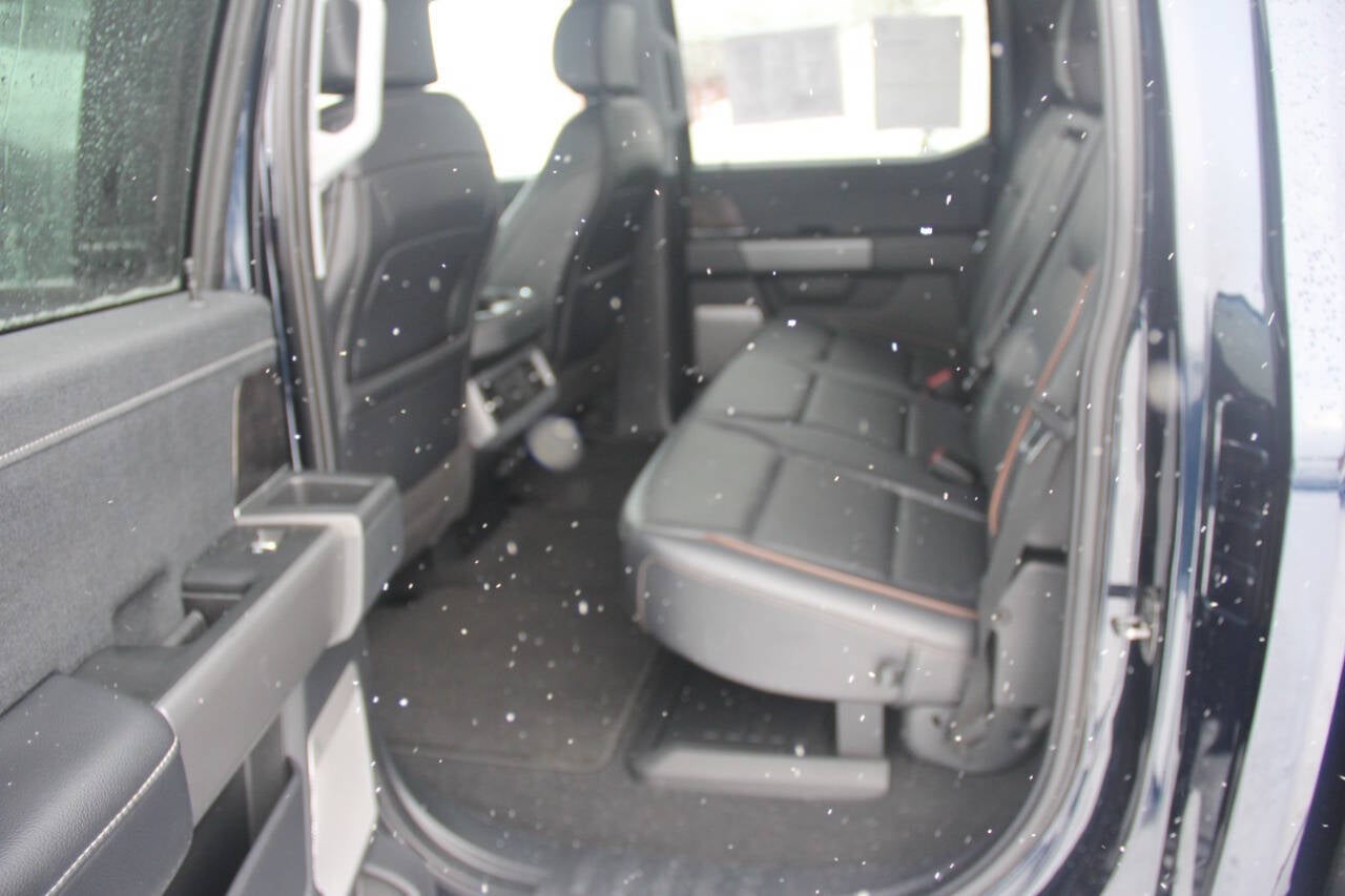 2025 Ford F-350 Super Duty Lariat 4x4 4dr Crew Cab 6.8 ft. SB SRW Pickup