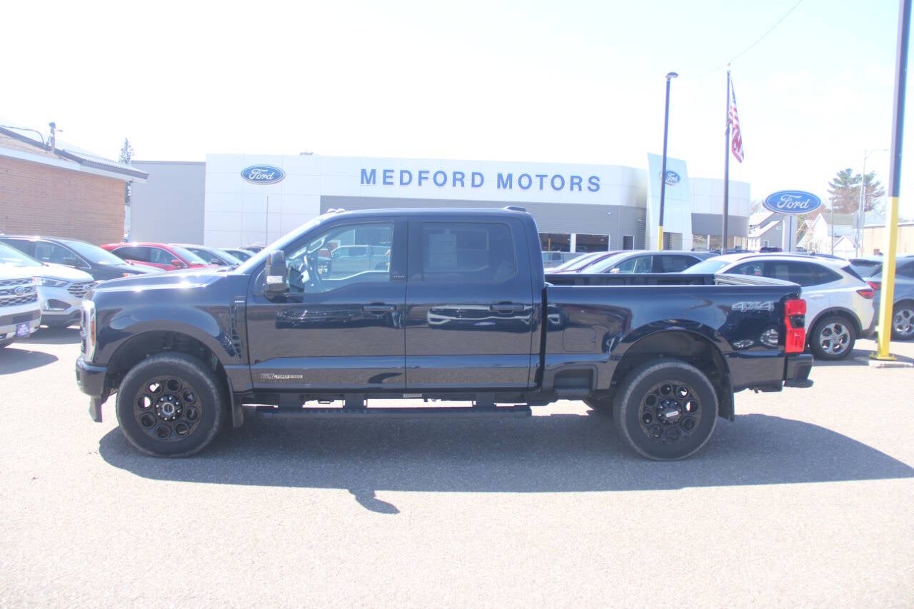 2025 Ford F-350 Super Duty Lariat 4x4 4dr Crew Cab 6.8 ft. SB SRW Pickup