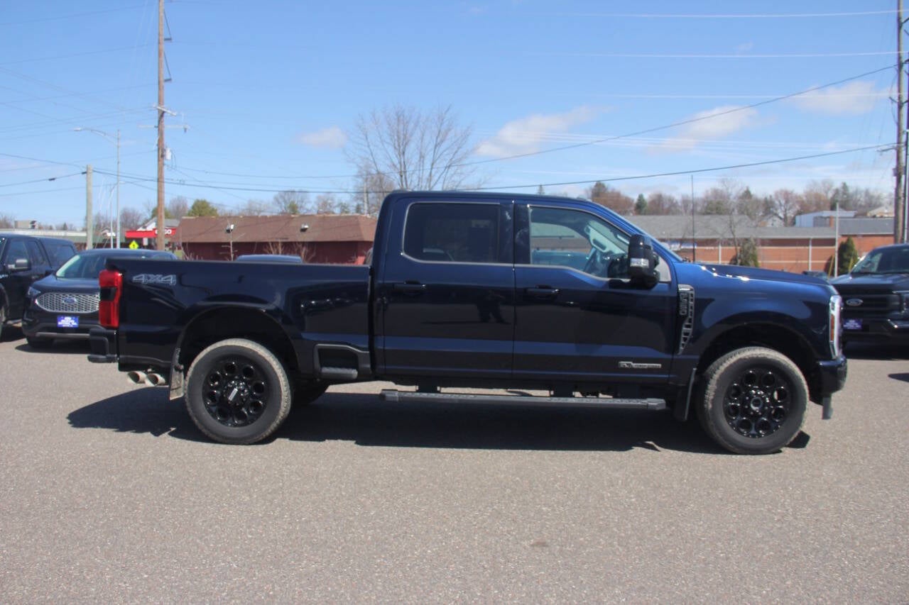 2025 Ford F-350 Super Duty Lariat 4x4 4dr Crew Cab 6.8 ft. SB SRW Pickup