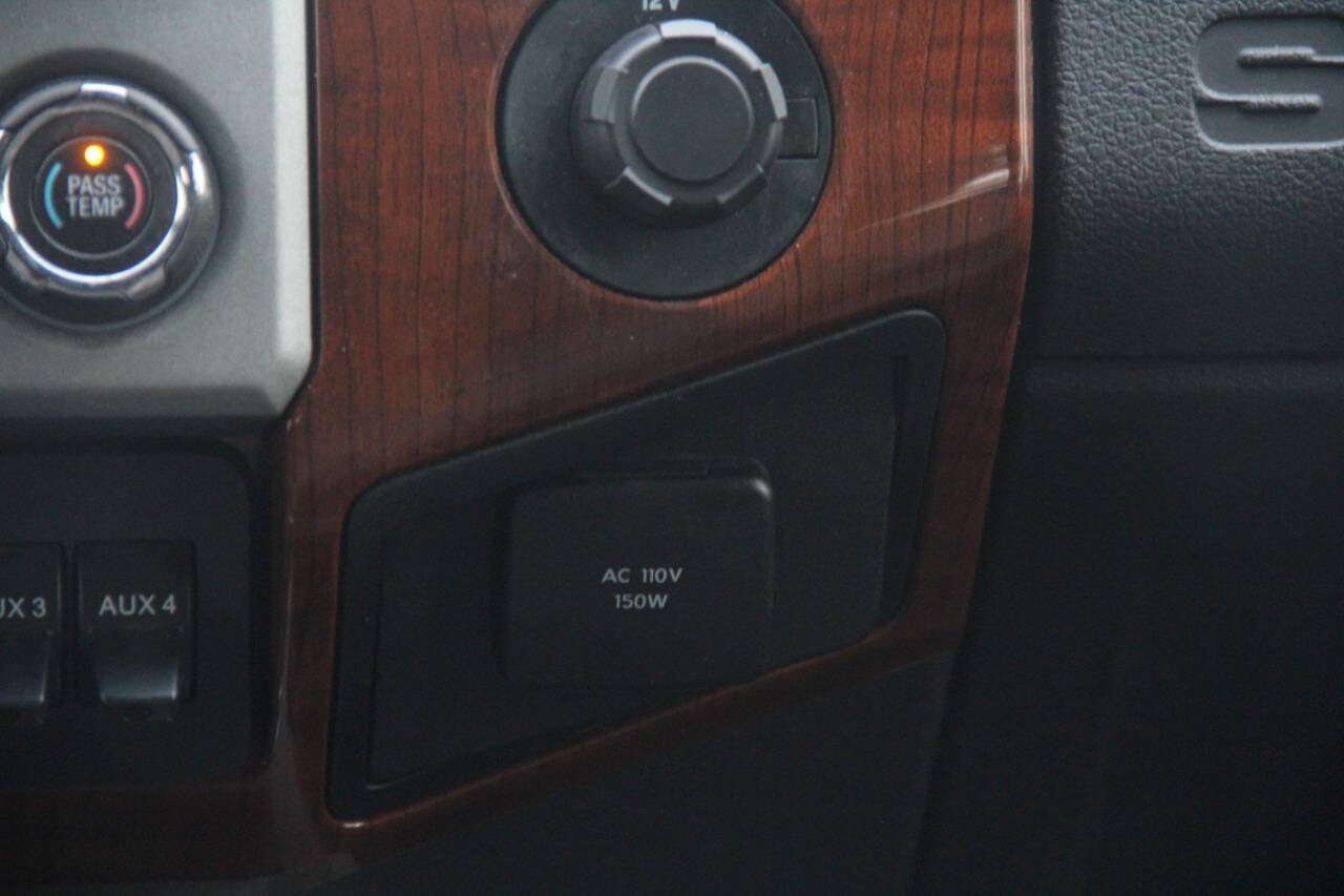 2016 Ford F-350 Super Duty King Ranch 4x4 4dr Crew Cab 6.8 ft. SB SRW Pickup