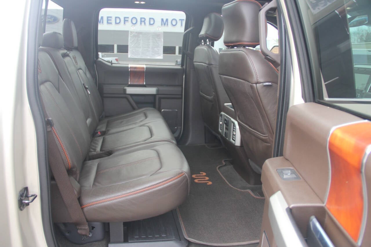 2017 Ford F-350 Super Duty King Ranch 4x4 4dr Crew Cab 6.8 ft. SB SRW Pickup