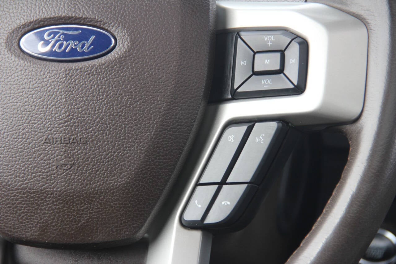 2017 Ford F-350 Super Duty King Ranch 4x4 4dr Crew Cab 6.8 ft. SB SRW Pickup