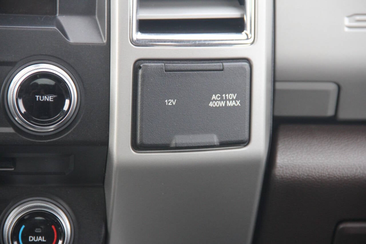 2017 Ford F-350 Super Duty King Ranch 4x4 4dr Crew Cab 6.8 ft. SB SRW Pickup