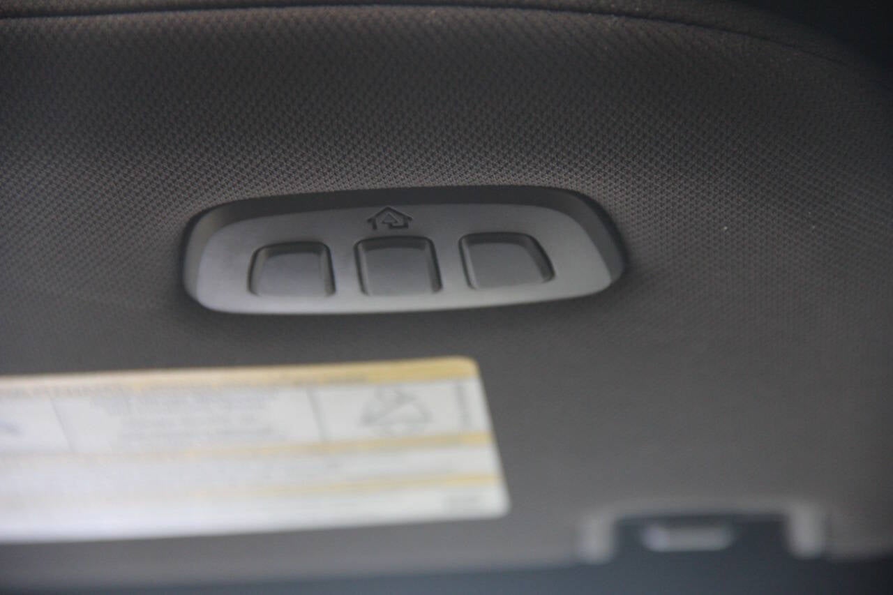 2017 Ford F-350 Super Duty King Ranch 4x4 4dr Crew Cab 6.8 ft. SB SRW Pickup