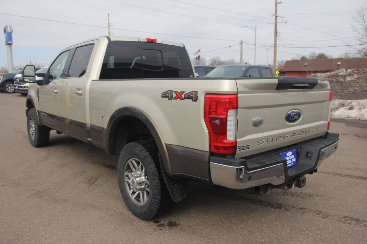 2017 Ford F-350 Super Duty King Ranch 4x4 4dr Crew Cab 6.8 ft. SB SRW Pickup