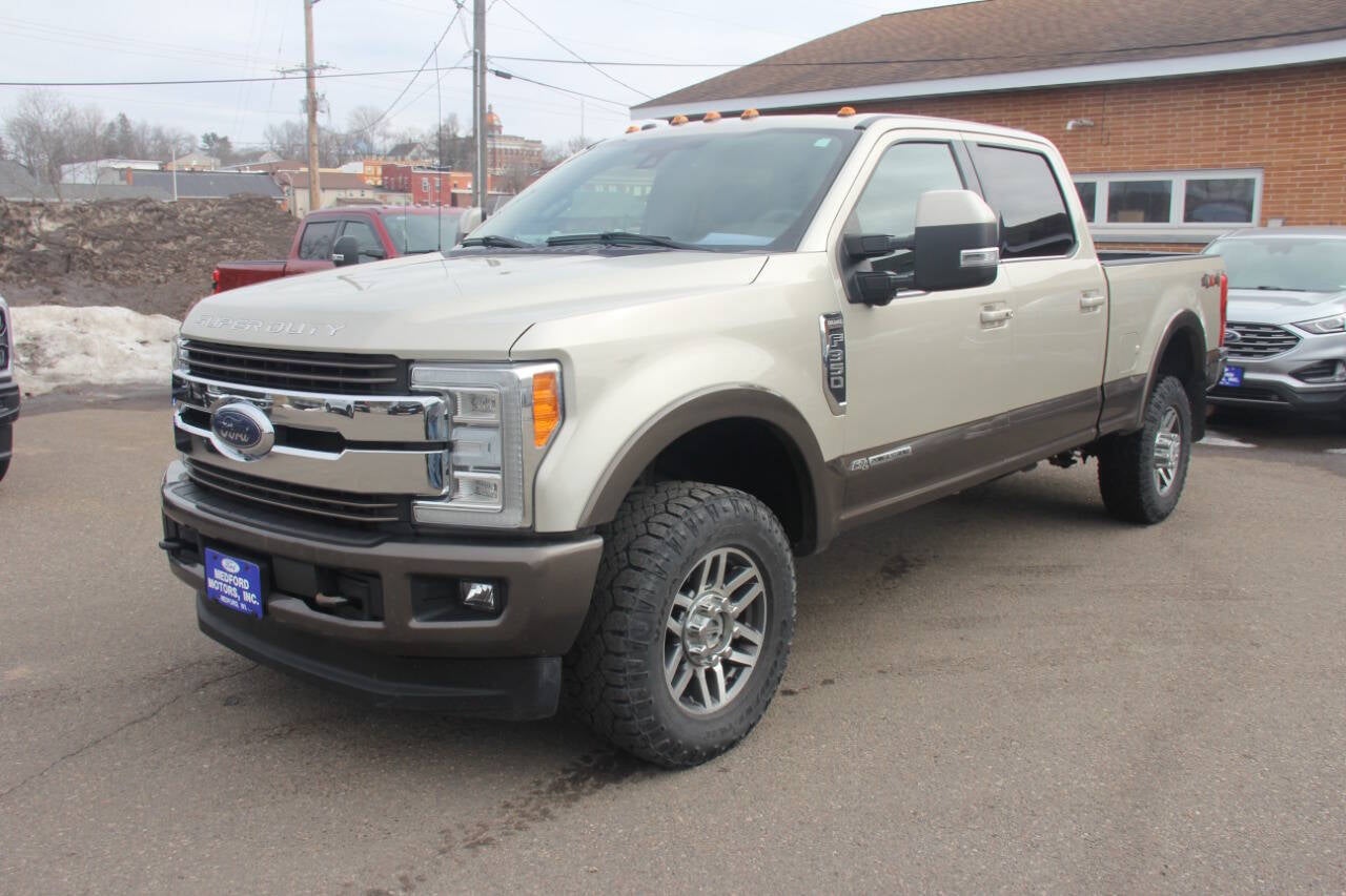 2017 Ford F-350 Super Duty King Ranch 4x4 4dr Crew Cab 6.8 ft. SB SRW Pickup