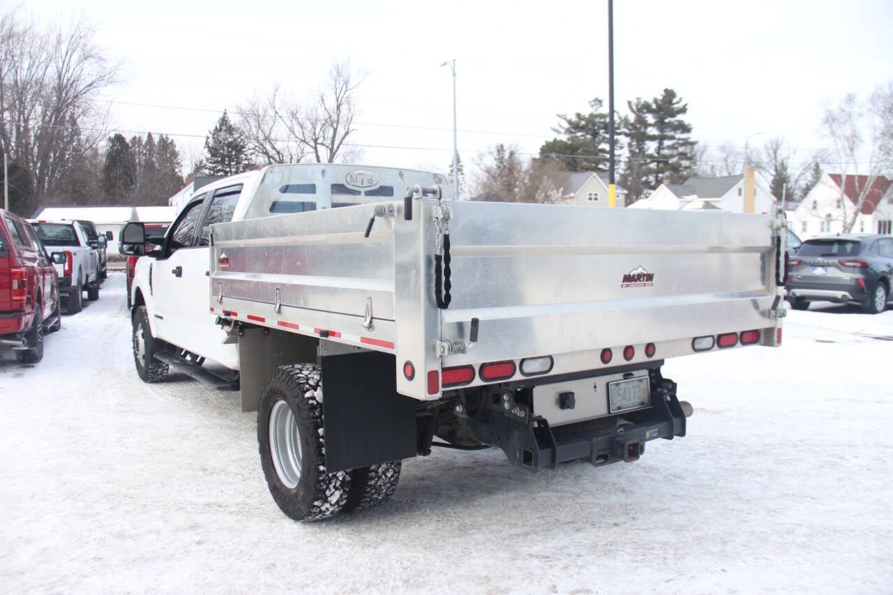 2022 Ford F-350 Super Duty XLT 4x4 4dr Crew Cab 8 ft. LB DRW Pickup