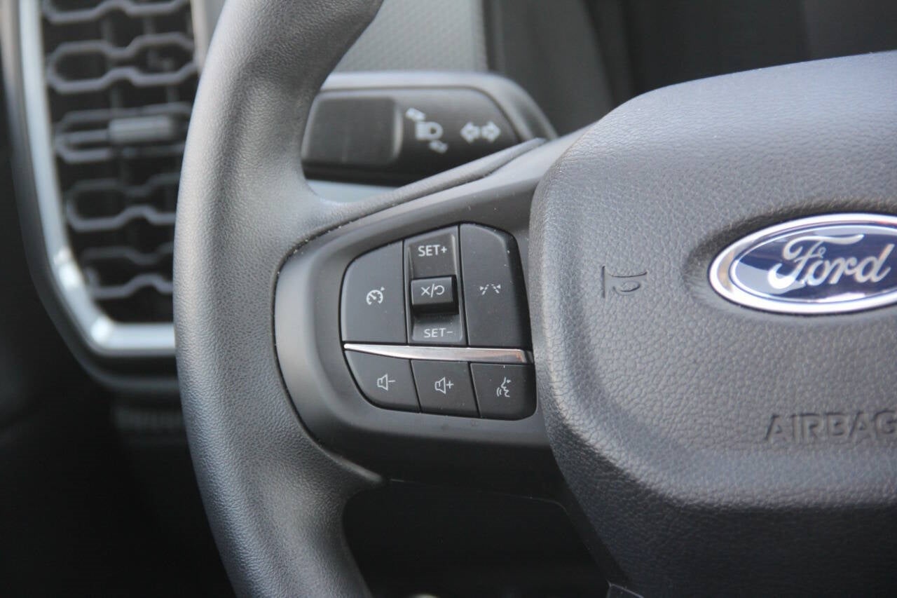 2024 Ford Ranger XL 4x2 4dr SuperCrew 5.0 ft. SB