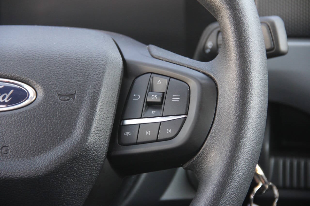 2024 Ford Ranger XL 4x2 4dr SuperCrew 5.0 ft. SB