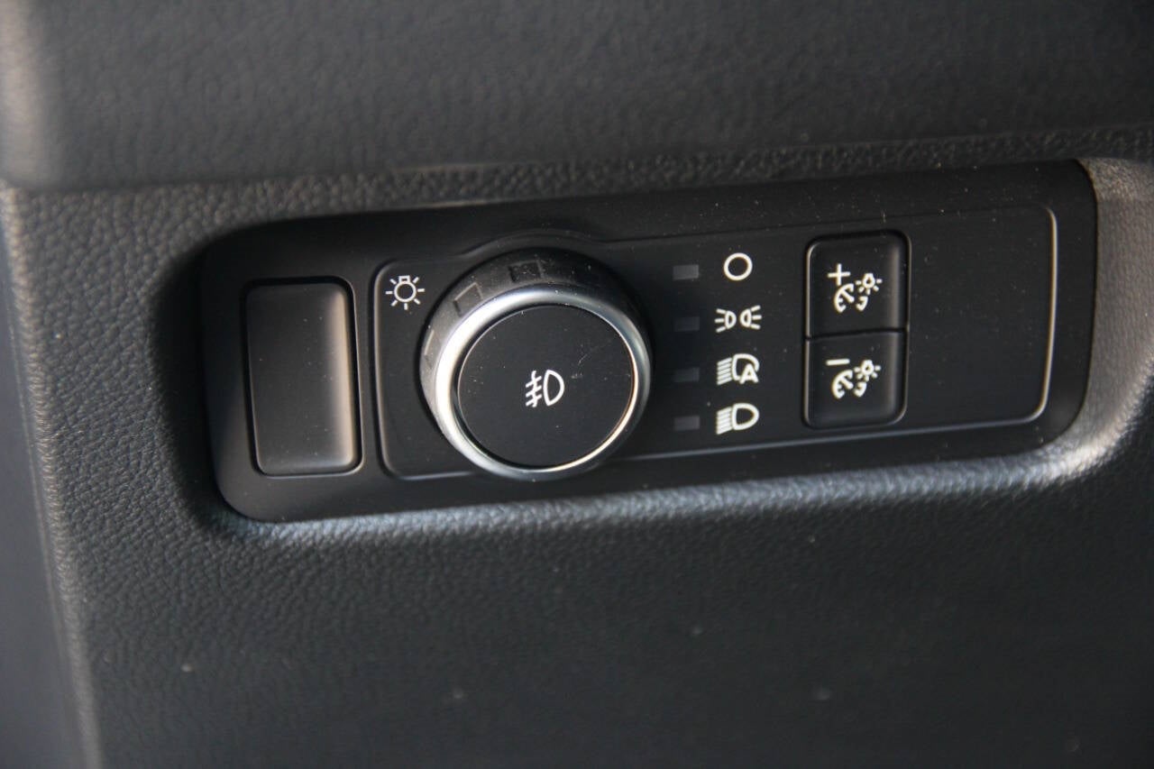 2024 Ford Ranger XL 4x2 4dr SuperCrew 5.0 ft. SB