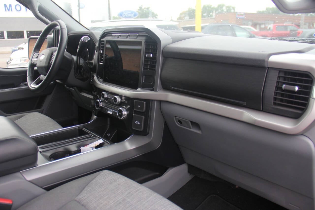 2022 Ford F-150 XLT 4x4 4dr SuperCrew 5.5 ft. SB