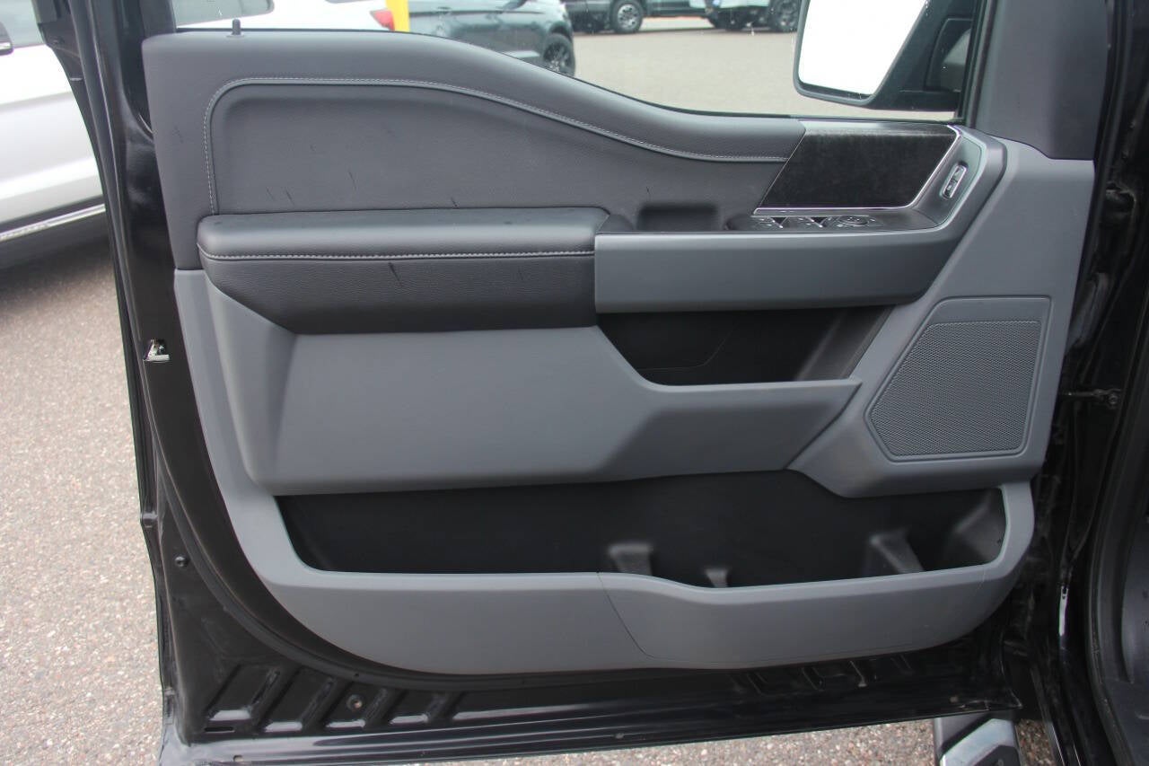 2022 Ford F-150 XLT 4x4 4dr SuperCrew 5.5 ft. SB