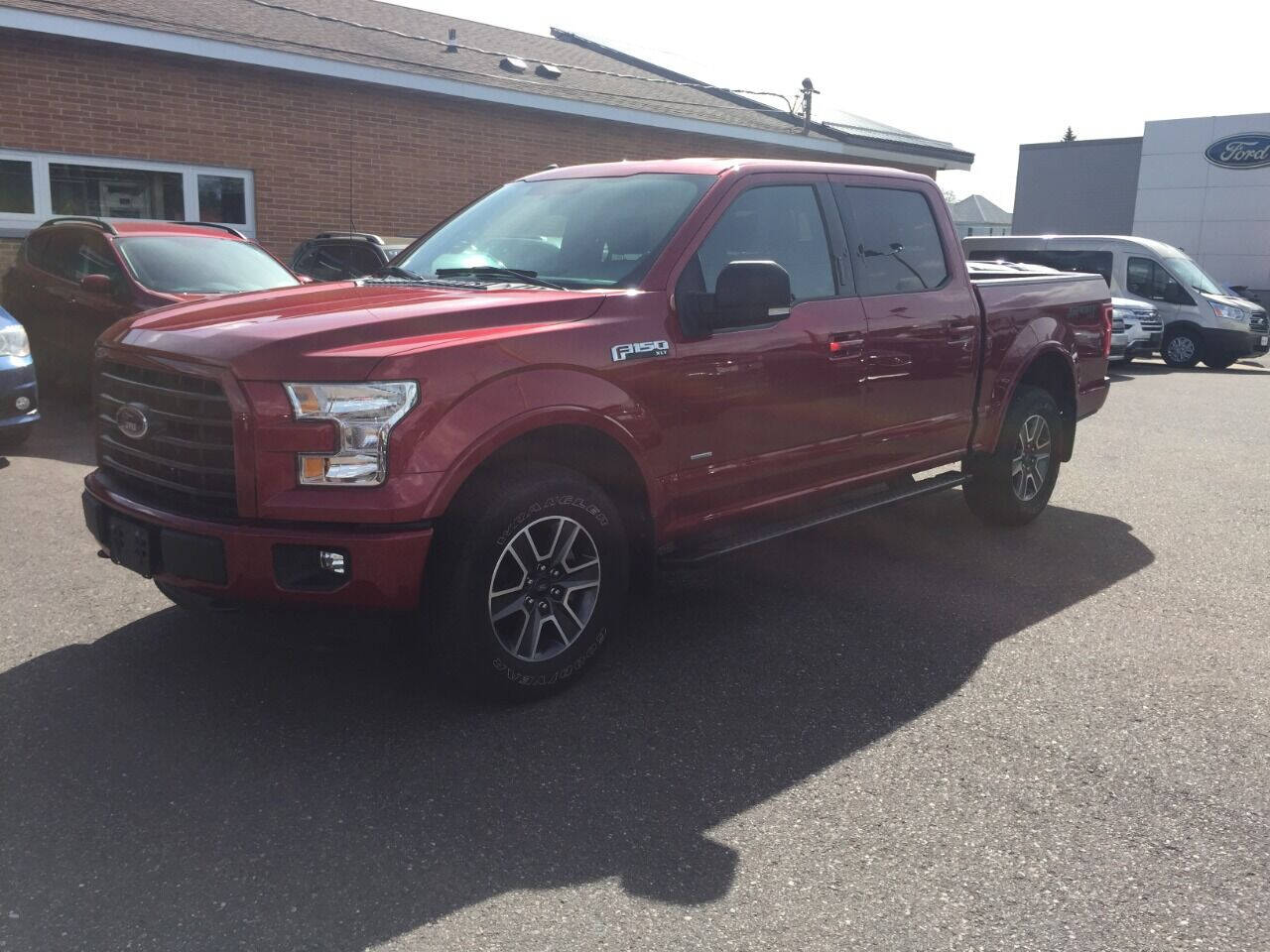 2016 Ford F-150 XLT 4x4 4dr SuperCrew 5.5 ft. SB