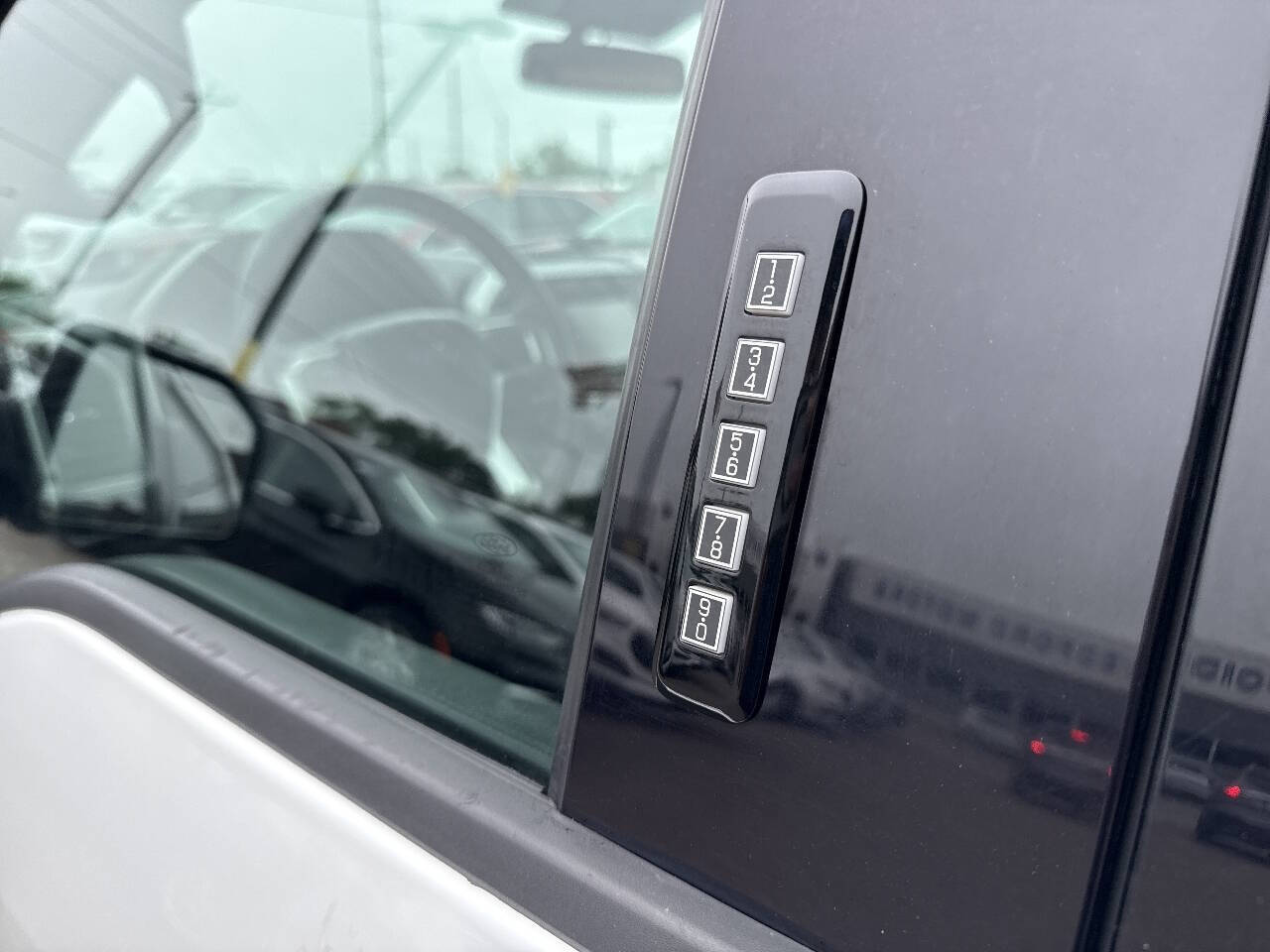 2020 Ford F-150 Lariat 4x4 4dr SuperCrew 6.5 ft. SB