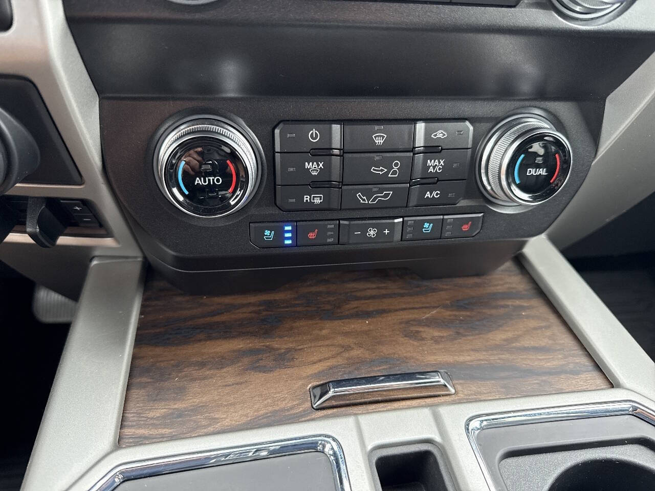 2020 Ford F-150 Lariat 4x4 4dr SuperCrew 6.5 ft. SB