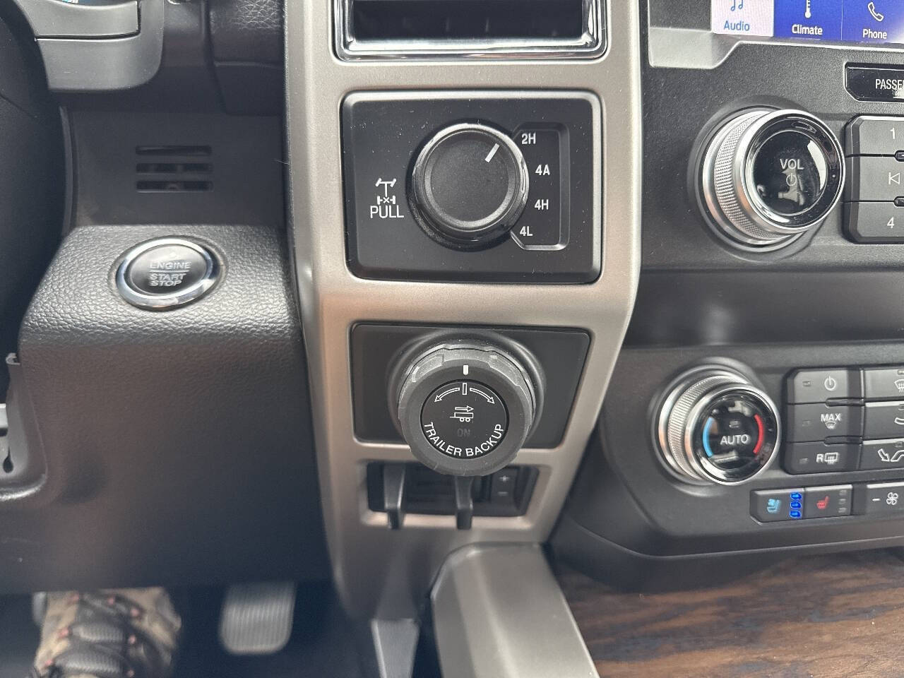 2020 Ford F-150 Lariat 4x4 4dr SuperCrew 6.5 ft. SB
